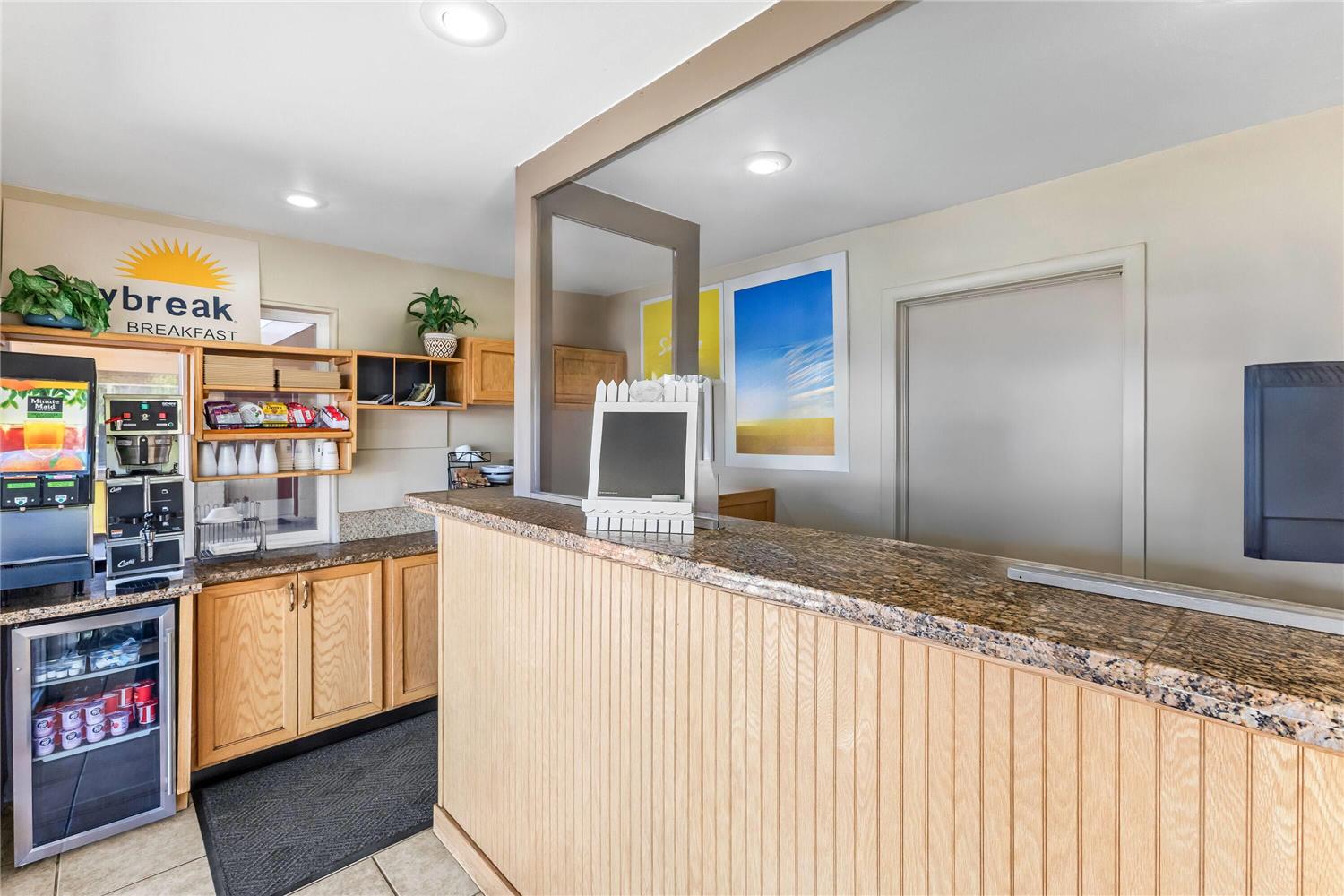Days Inn by Wyndham Elko 3/7