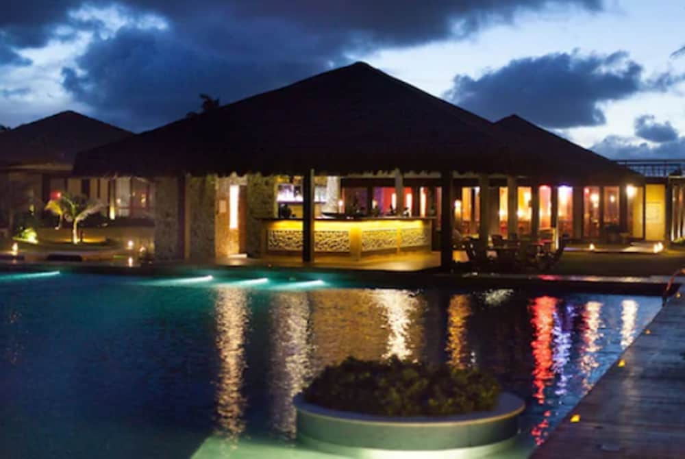 Zorah Beach Hotel 44/50