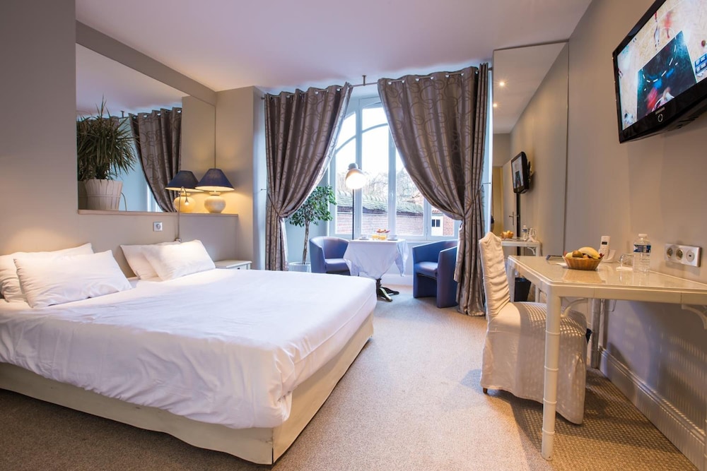 Chenal Hôtel 7/36