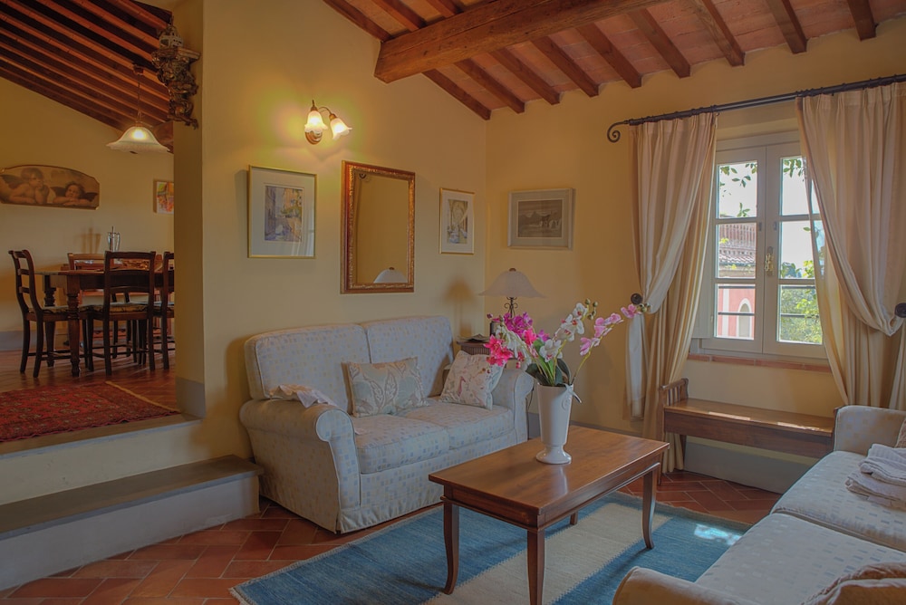 Borgo di Colleoli Resort 58/76