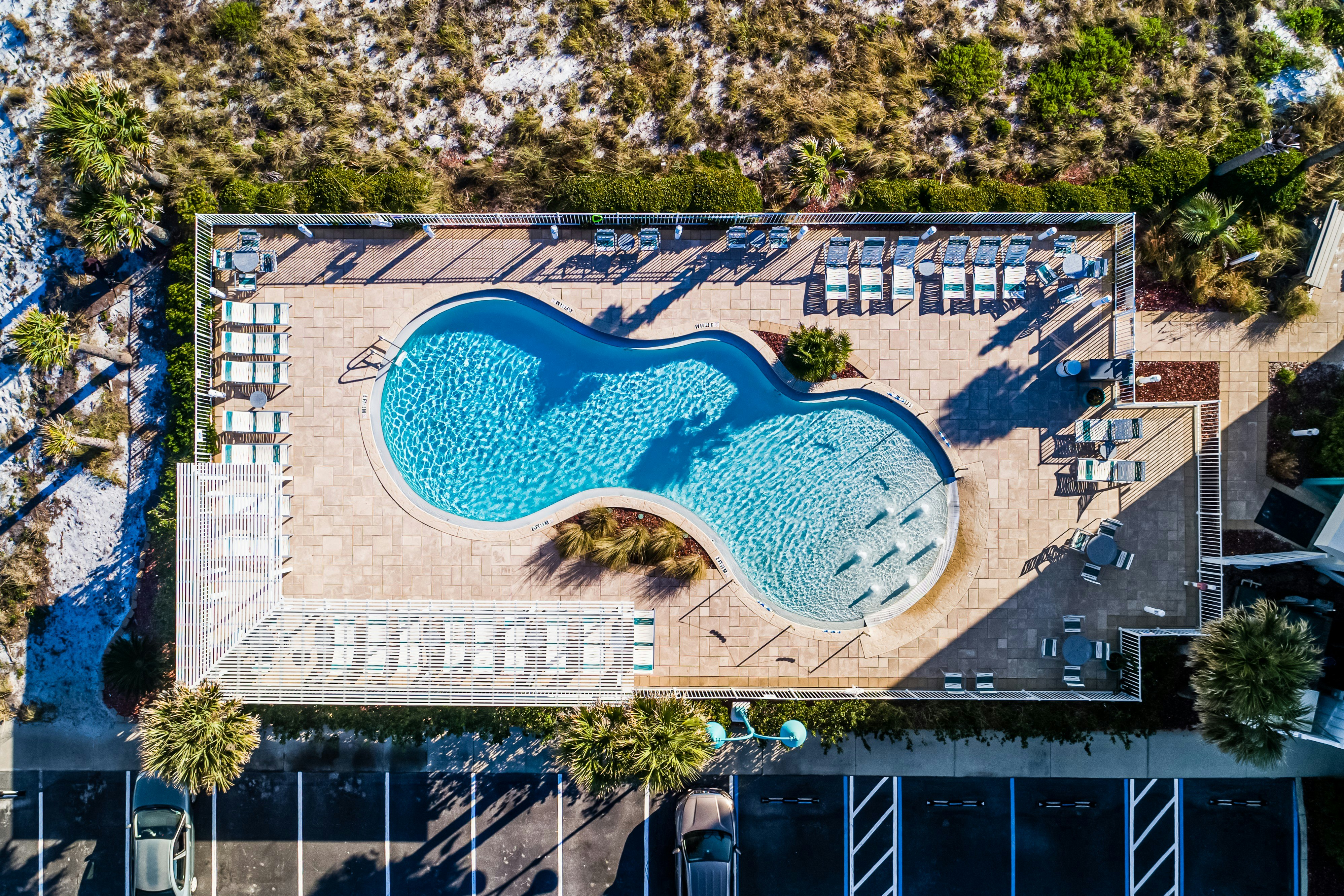 Holiday Inn Express Pensacola Beach 10/60