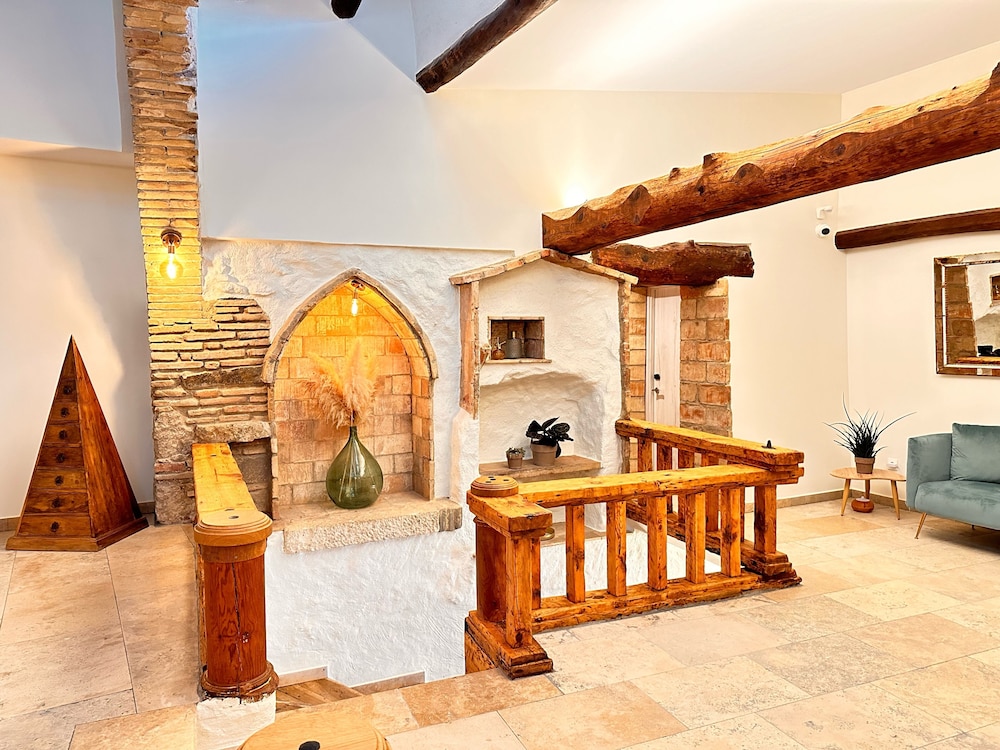 Boutique Hotel Comtal Empuries 6/50