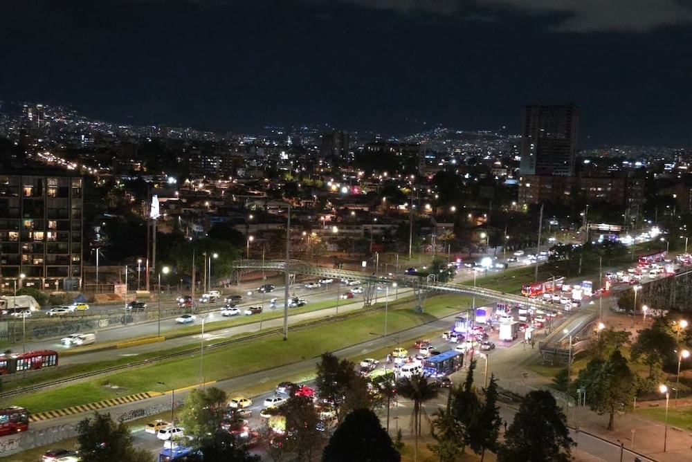 Hotel Bogota Castellana 100 44/47