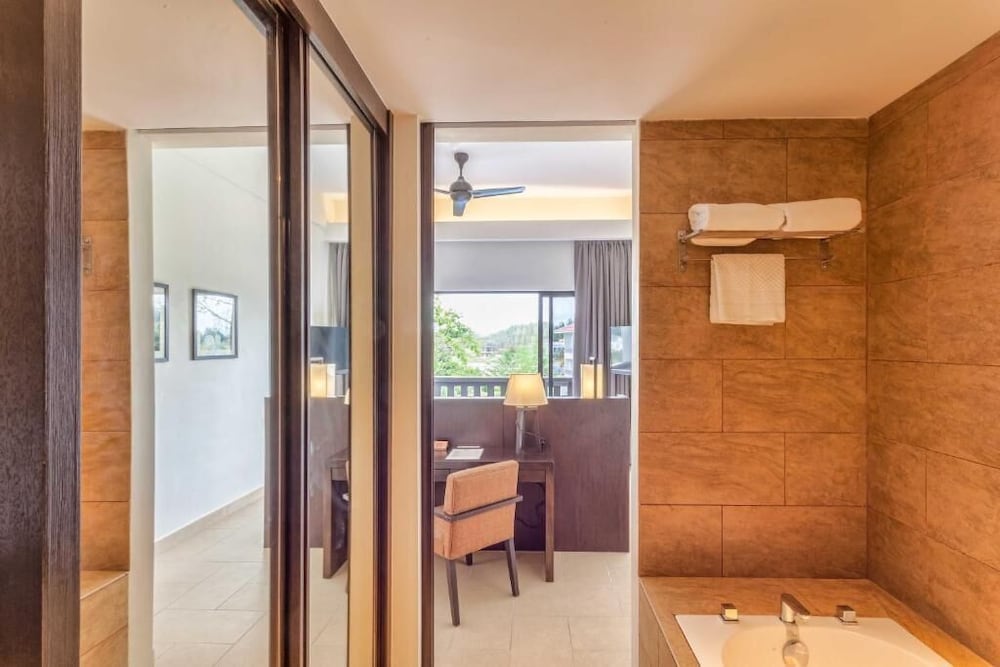 Camar Resort Langkawi 63/65