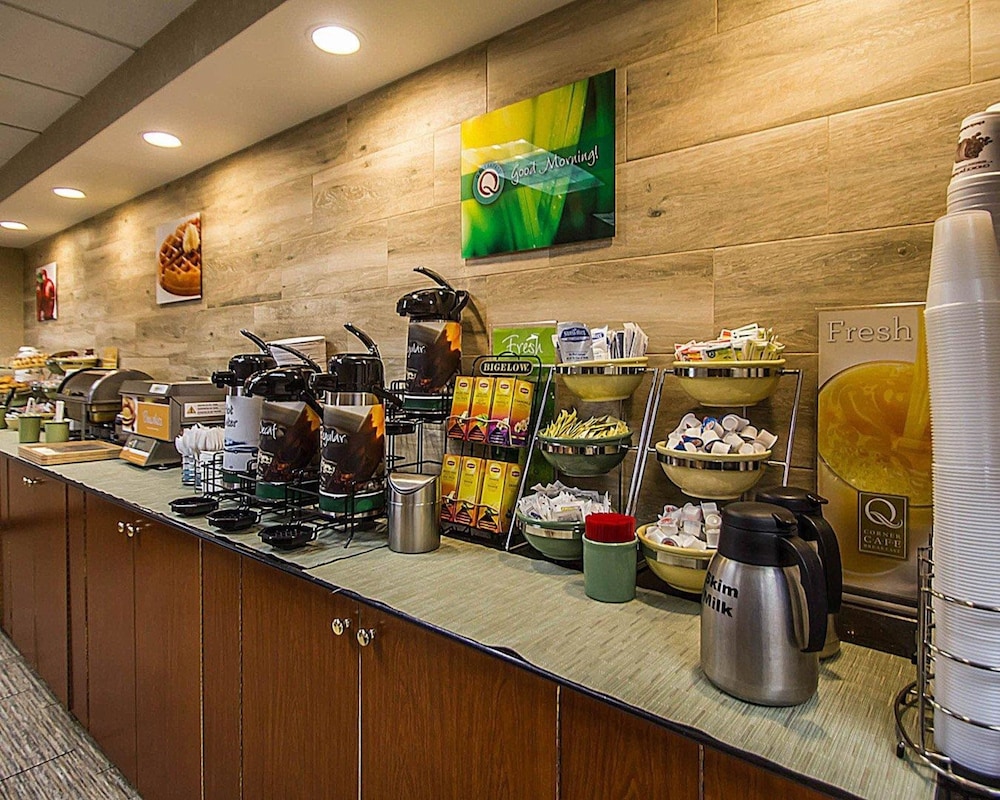 Quality Inn and Suites Fishkill South Near I-84 42/52