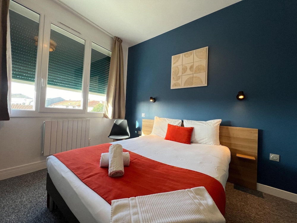 P Tit Dej Hotel Niort 9/58