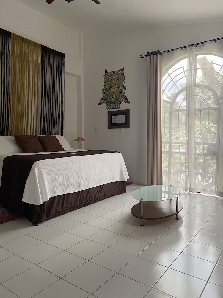 Colibri Hotel B&B 7/39