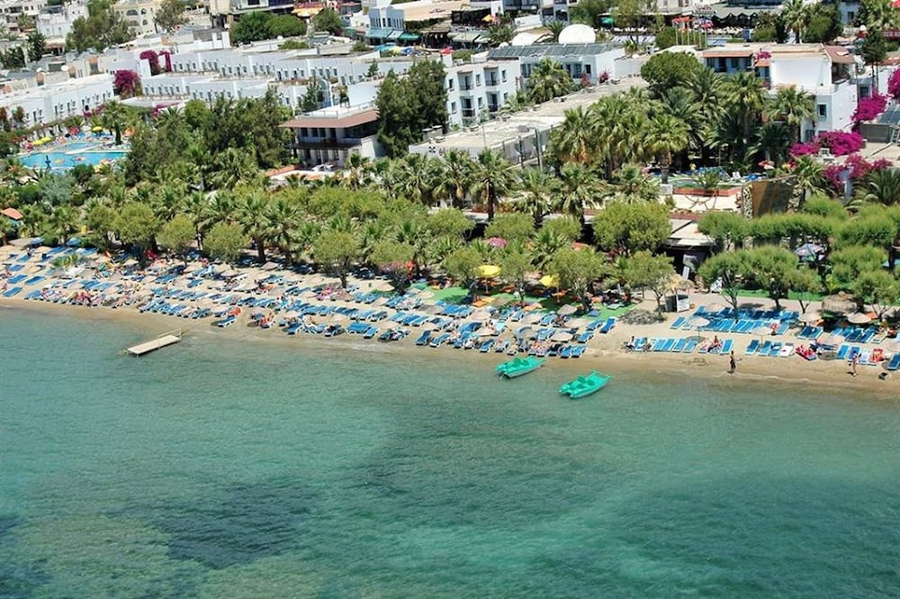 Ladonia Hotels Leo Beach Resort - Adults Only 40/43