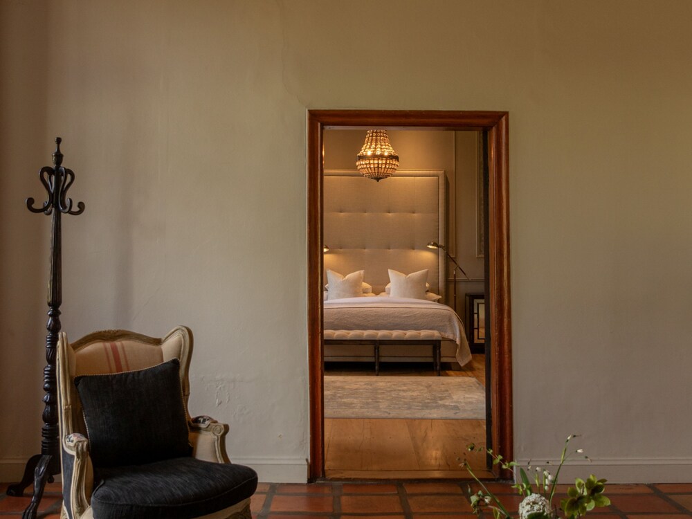 Blaauwklippen Manor House & Jonkershuis by Newmark 9/50