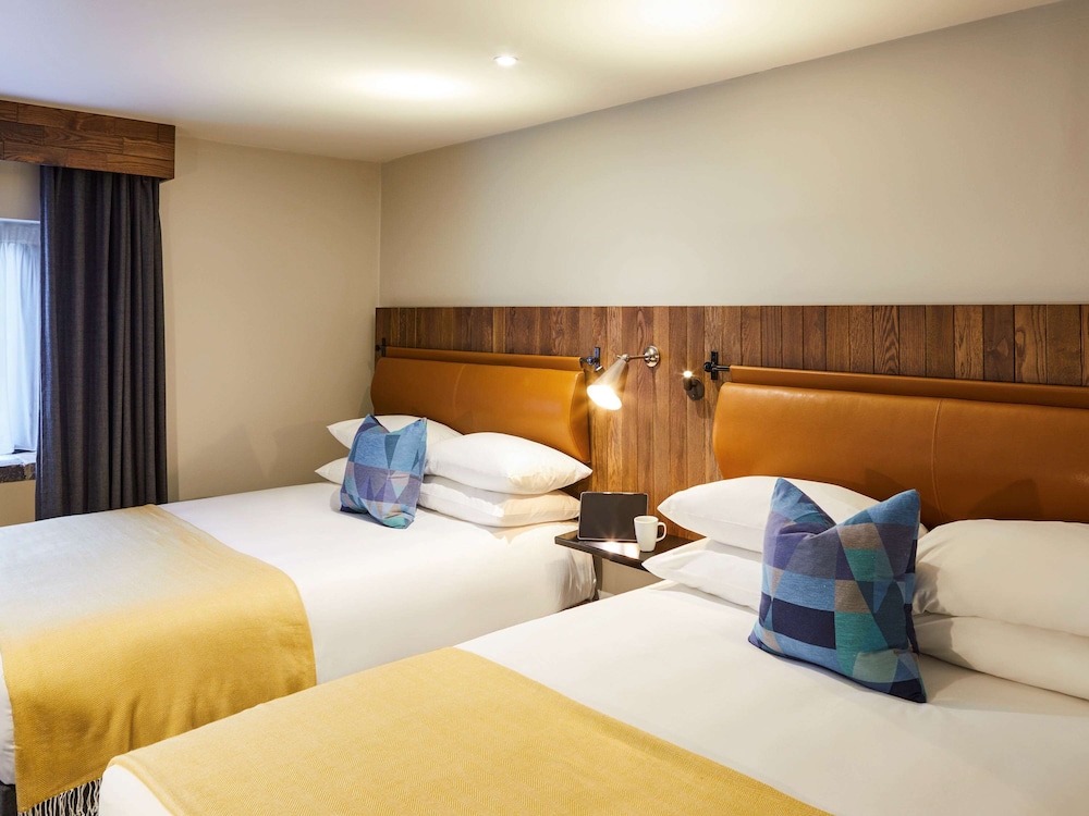 Mercure Barnsley Tankersley Manor Hotel 15/74