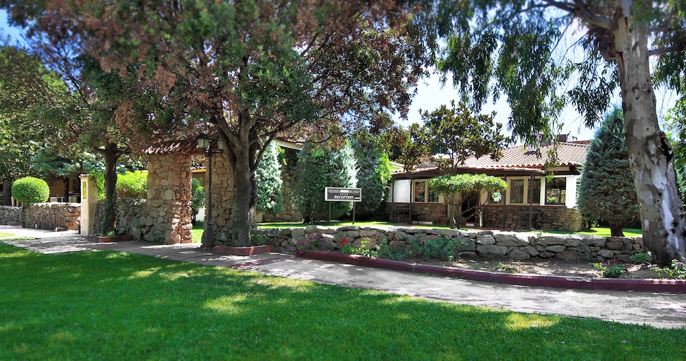 Colonna Hotel Du Golf 53/59