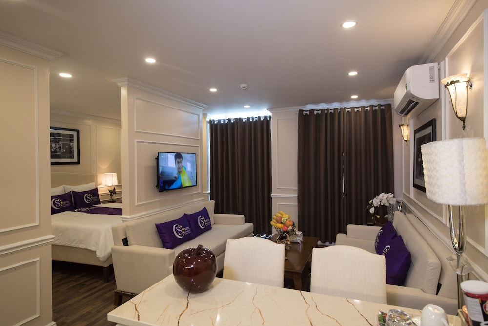 Saigon By Night Luxury Hotel 38/68
