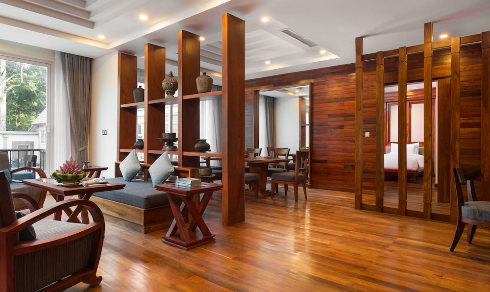 J7 Angkor Hotel 59/72