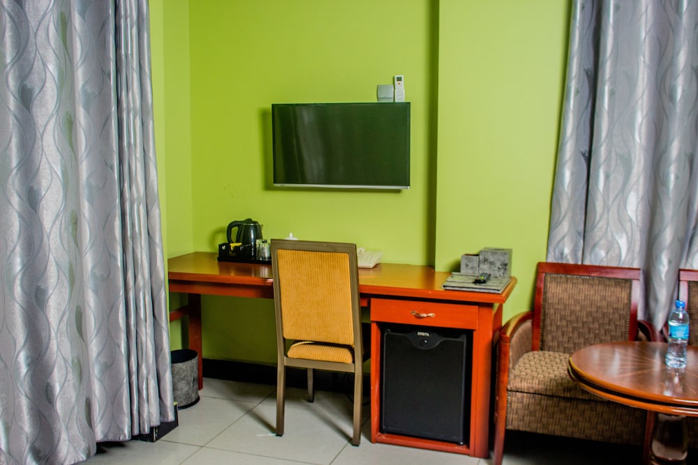 Jamirex Hotel 25/30
