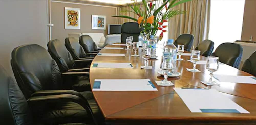 HOTEL LA BATELIERE 39/50
