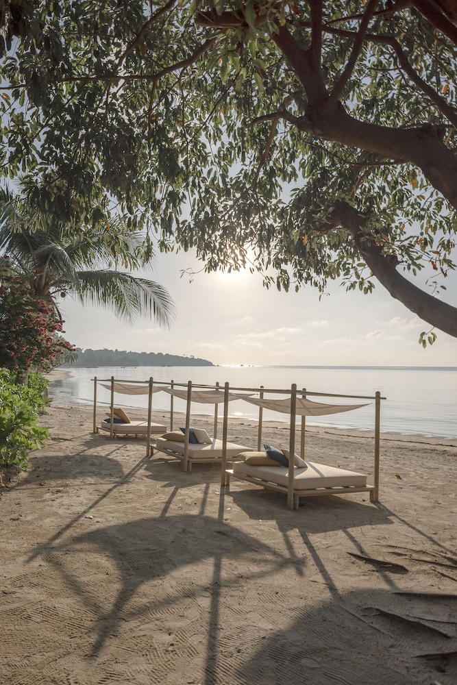 THE SPA RESORT 37/50