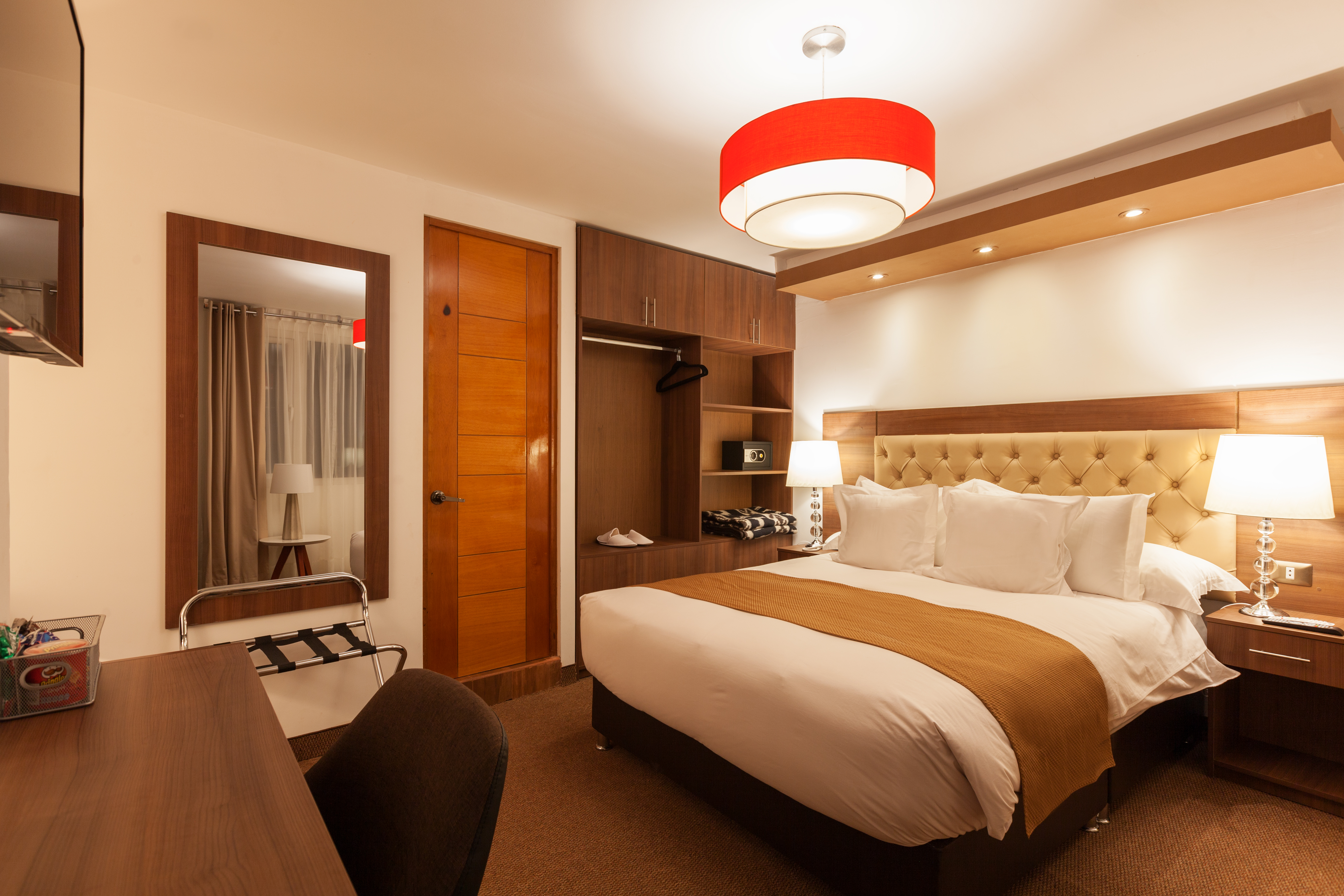 Junior Suite, Queen Bed