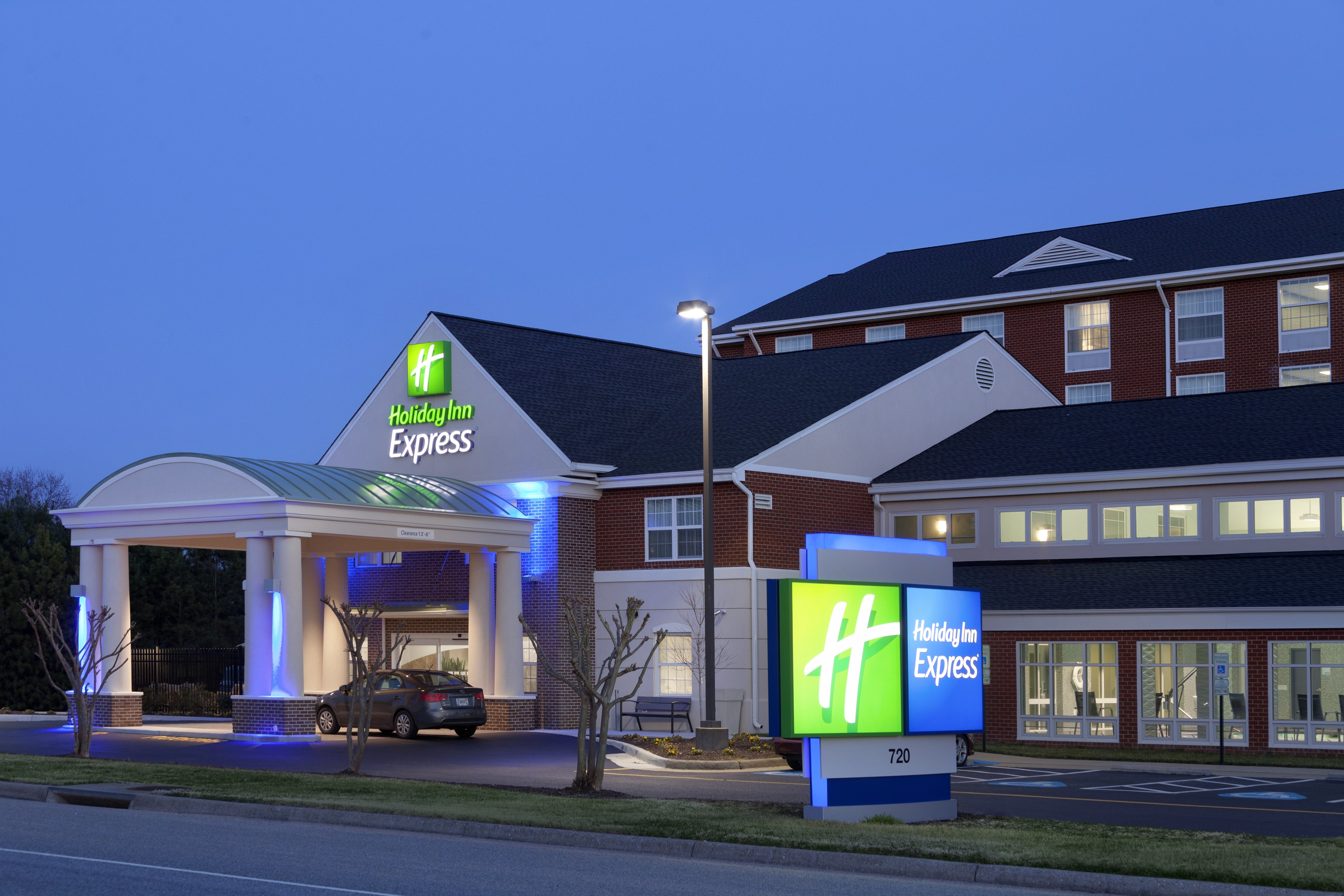 Holiday Inn Express Williamsburg North 4/71
