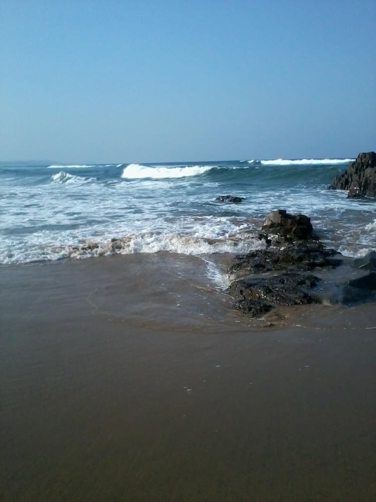 Beachfront Cabanas 17/34