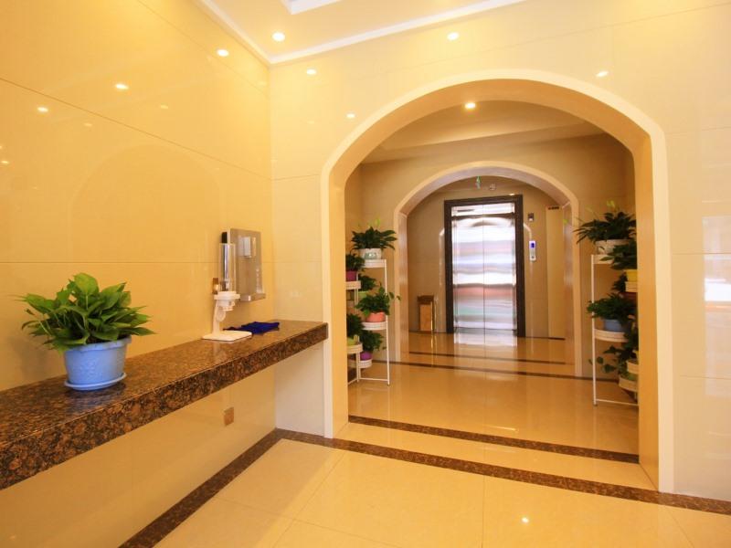 GreenTree Inn Xinzhou Jianshe(S) Road Express Hotel 5/17