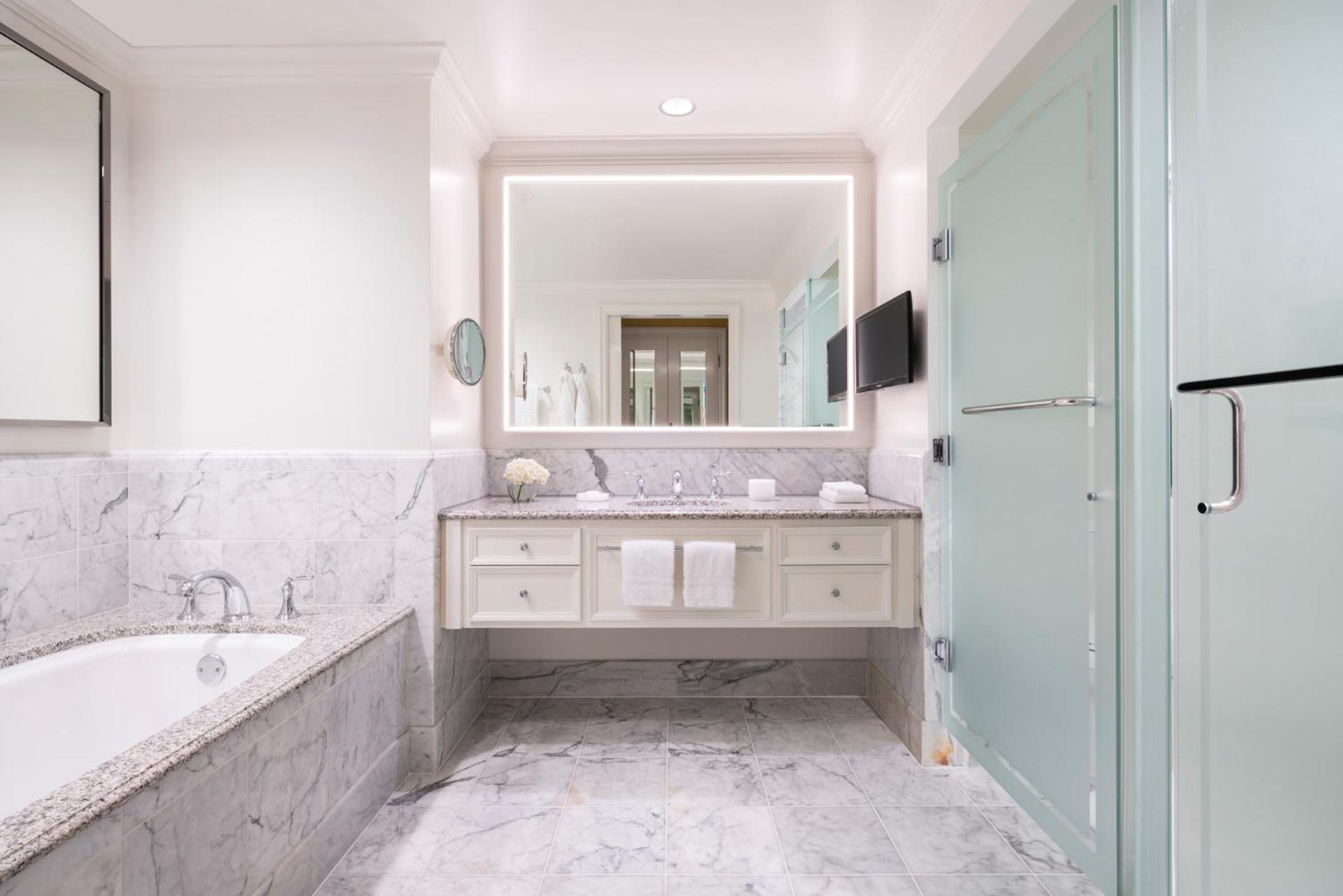 West Lake, Suite, Corner, Accessible، Four Seasons Hotel Westlake Village 3/4