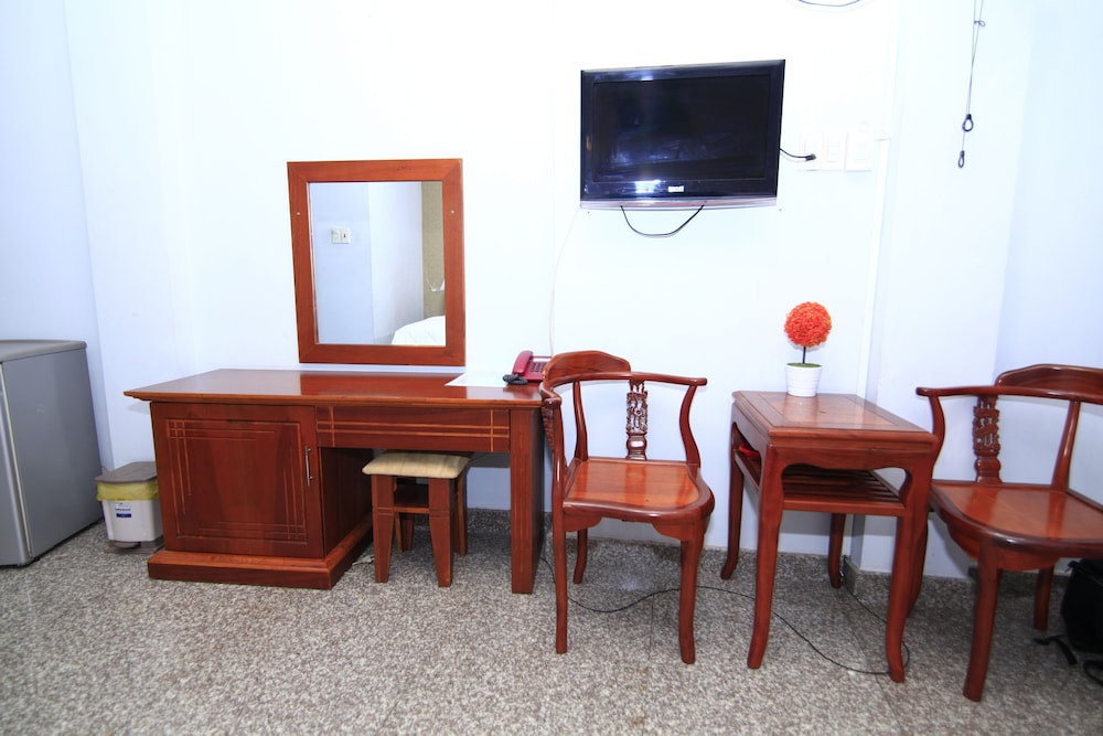 Truong Giang Hotel 53/60