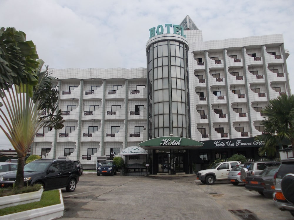 Vallee Des Princes Hotel 42/47