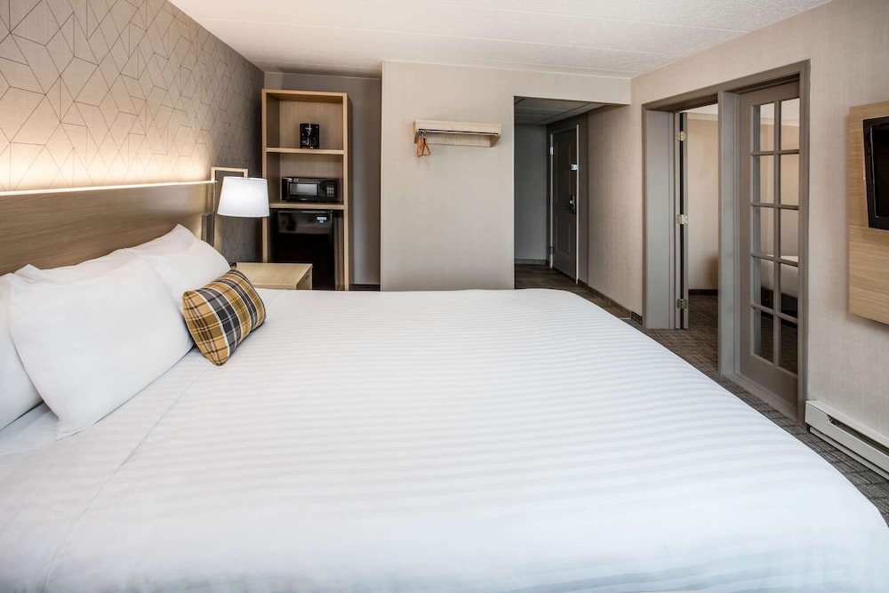 Days Inn By Wyndham Duluth By Miller Hill Mall 13/46