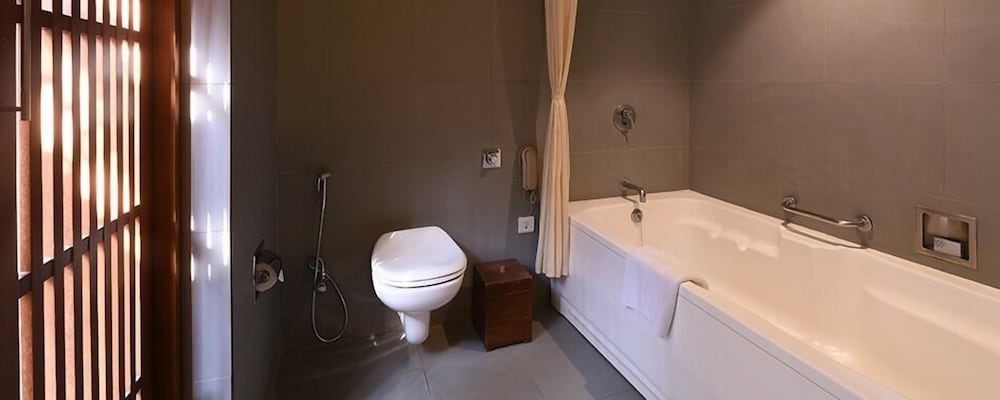 Golkonda Resorts Spa 49/49
