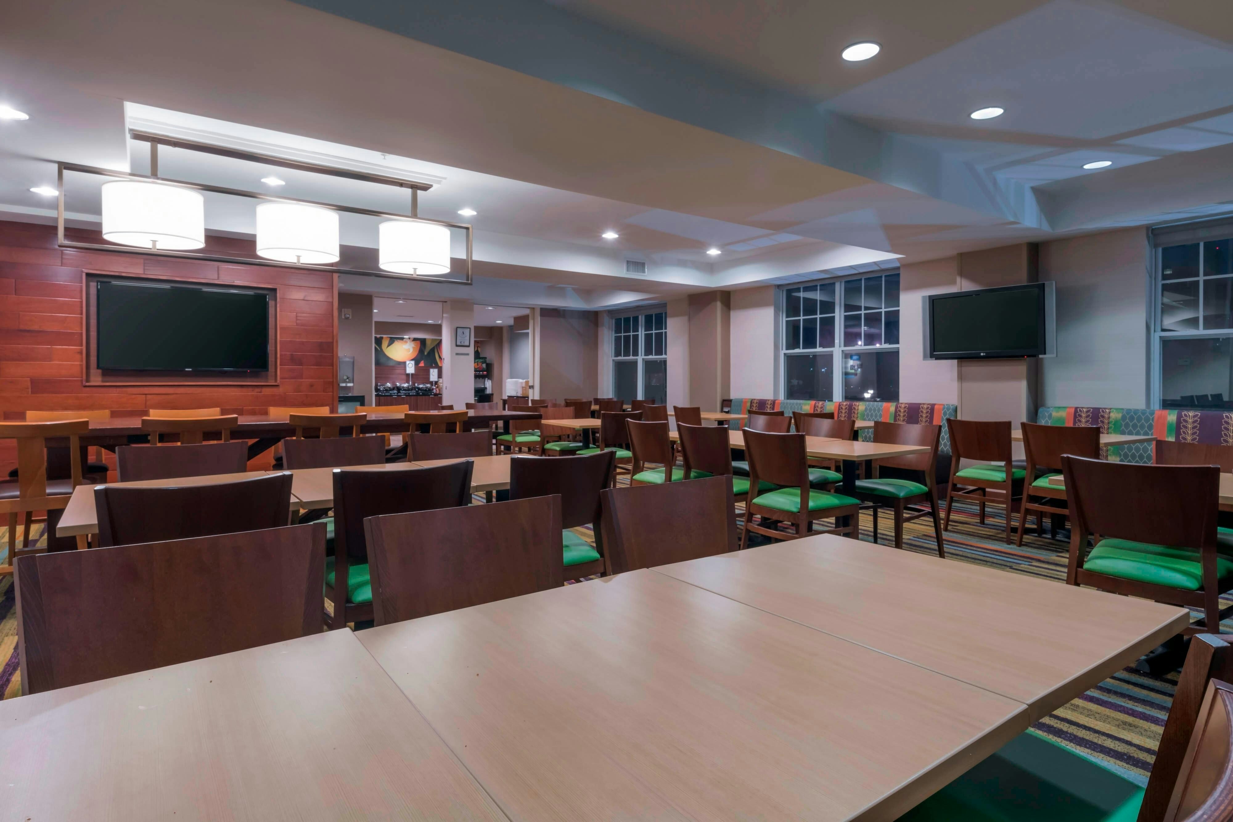 Fairfield Inn Kansas City Downtown Union Hill By Marriott 36/40