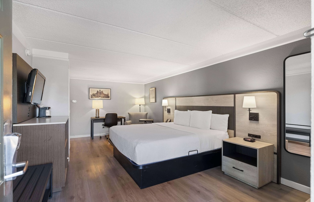 غرفة بسرير كينج، La Quinta Inn Stockton 5/9