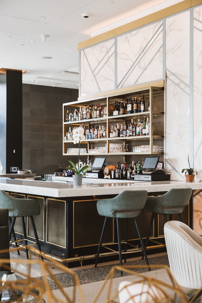 The Godfrey Hotel Hollywood 33/50