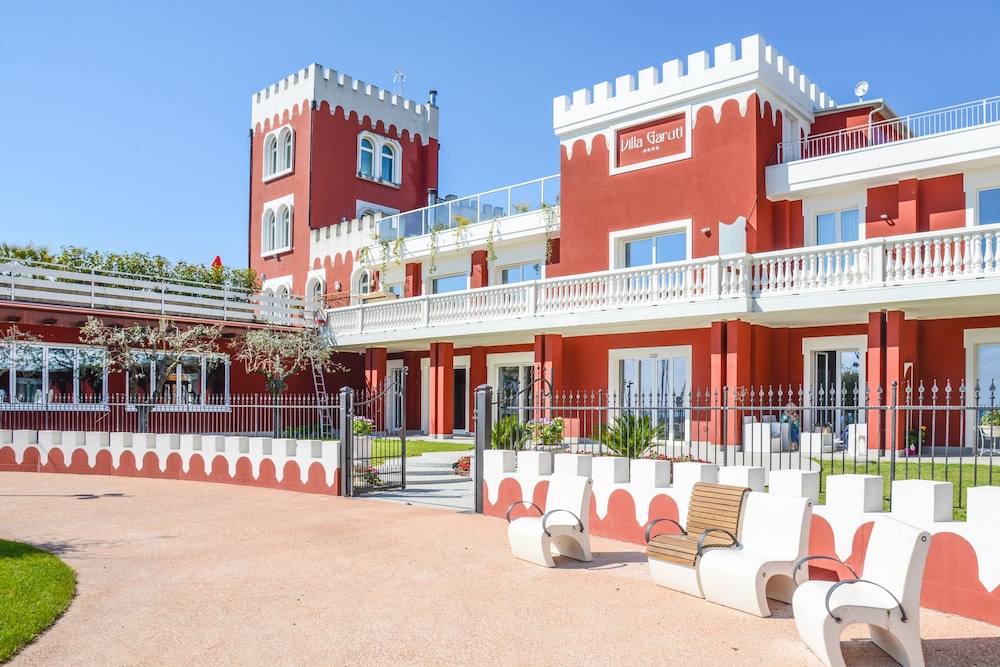 Villa Garuti 8/74