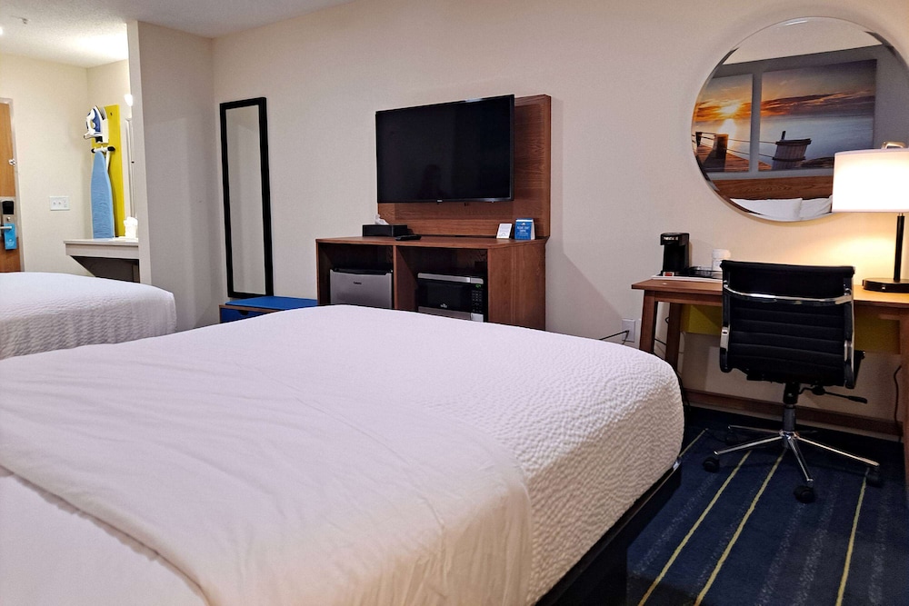 Days Inn by Wyndham Grayson 34/58