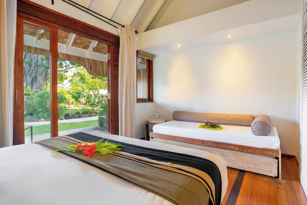 Moorea Beach Lodge 9/65