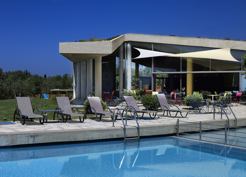 Leivatho Hotel 38/70