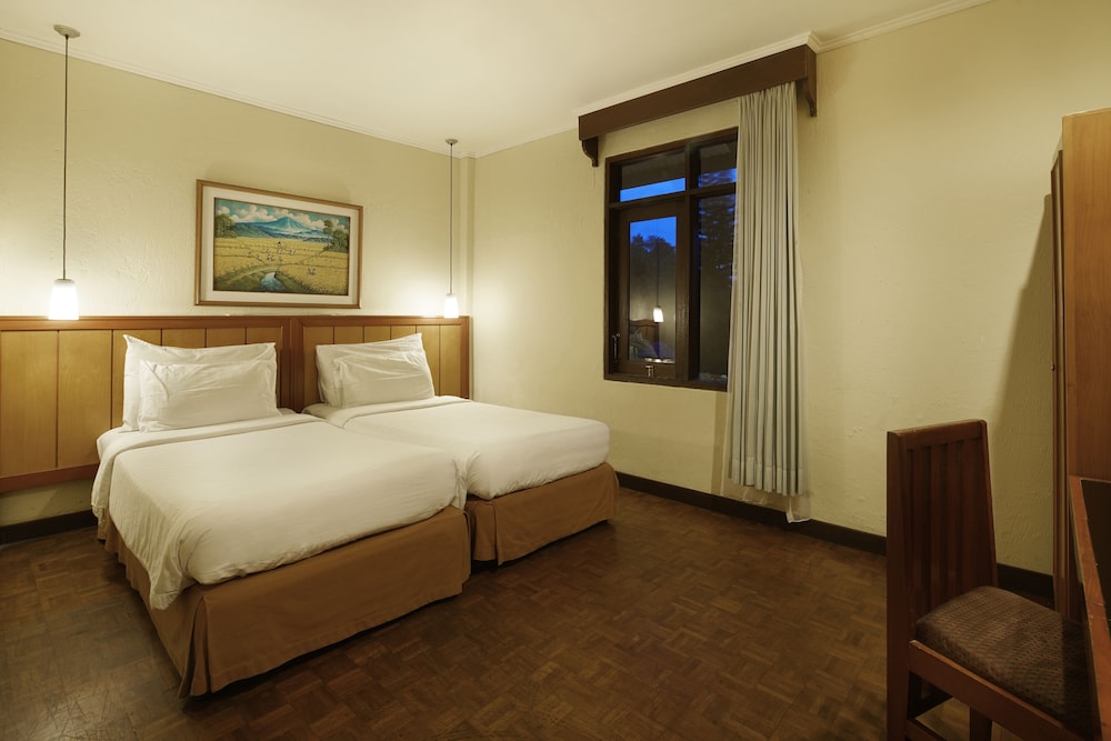 Puncak Pass Resort 23/76