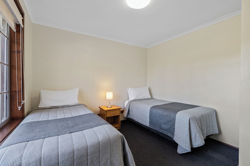 2 BEDROOMS, VILLA