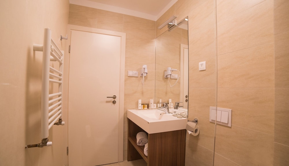 Concorde Bucharest Boutique Hotel 11/67