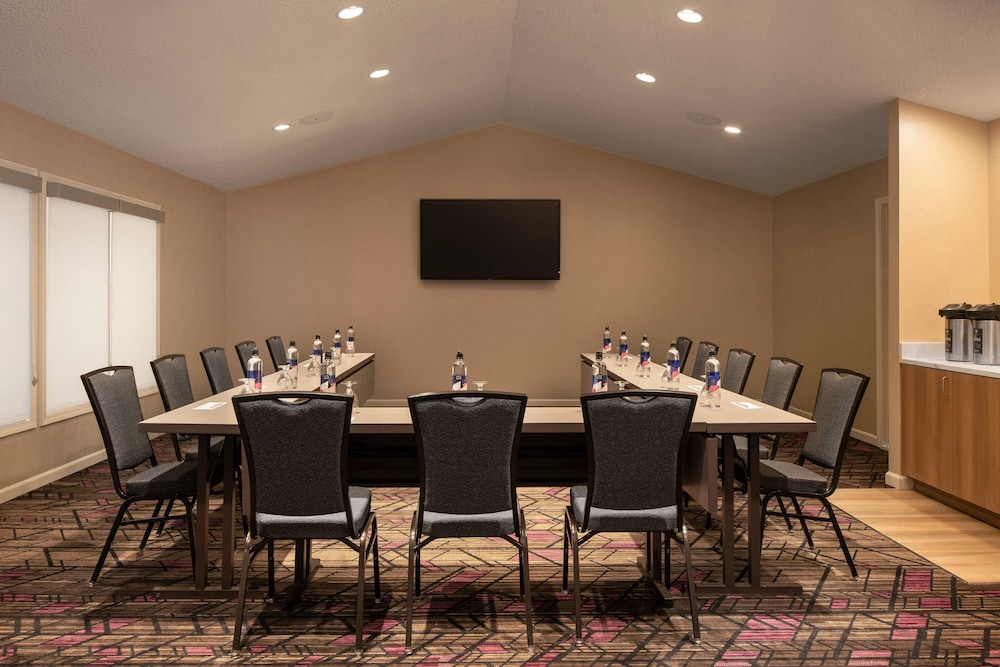 Residence Inn Las Vegas Convention Center 40/46