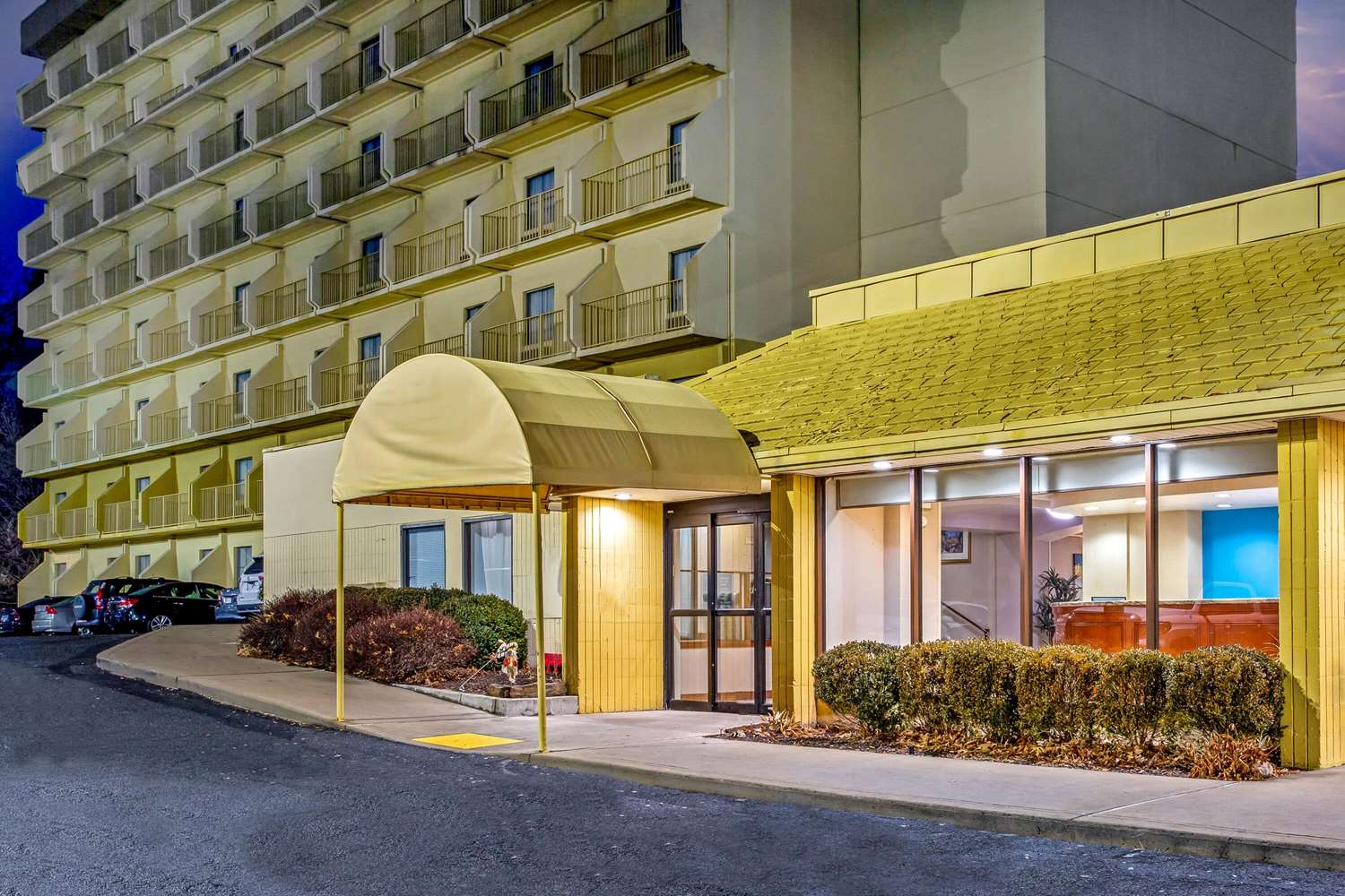 La Quinta Inn & Suites by Wyndham Stamford / New York City 6/59