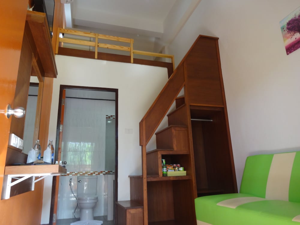 First & Frang Hotel 31/70