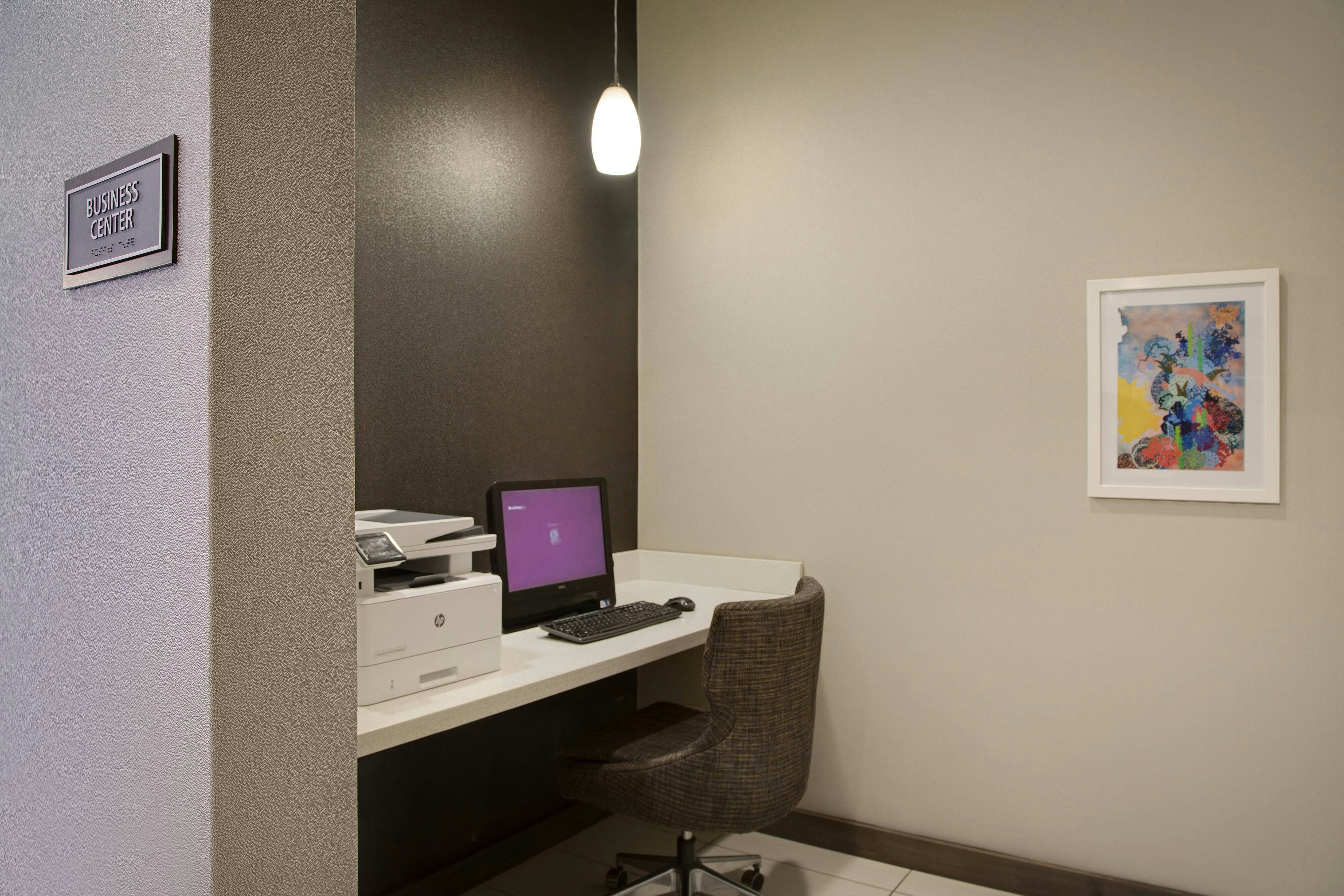 Residence Inn by Marriott Indianapolis Airport 10/14