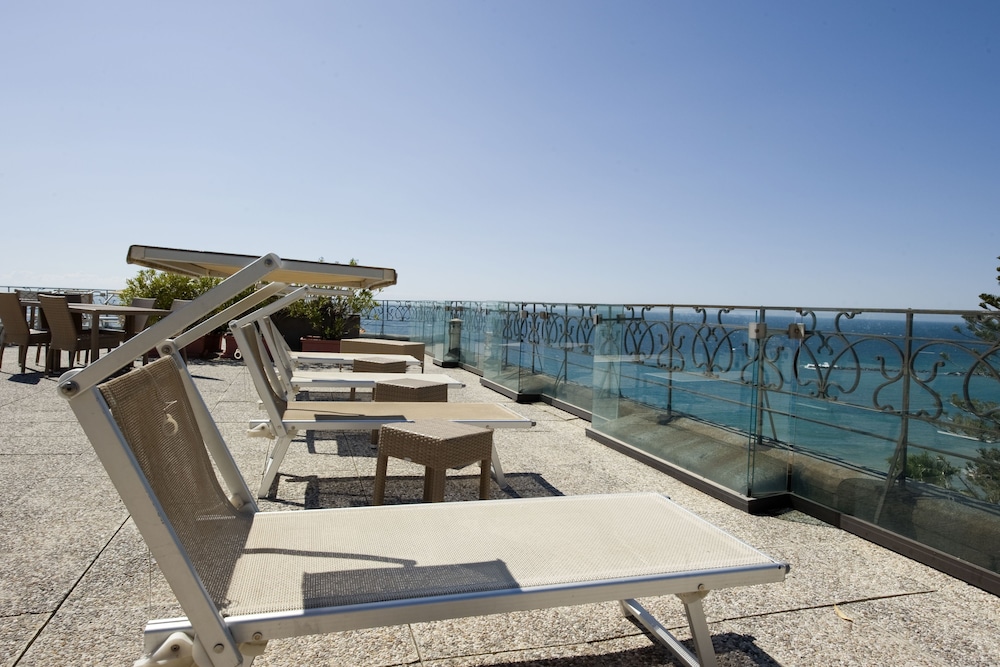 Lolli Hotel Palace 34/41