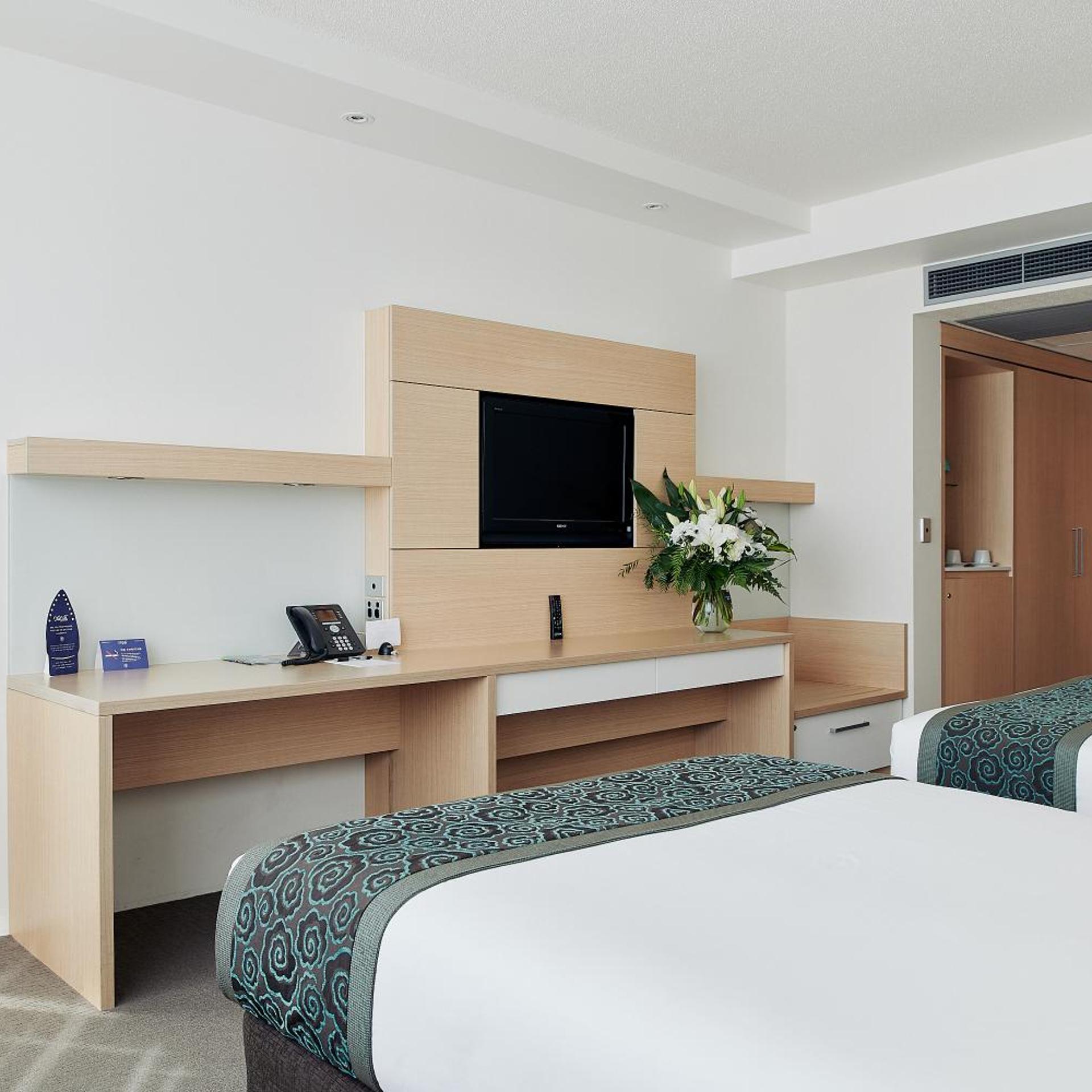 Marina, Deluxe, Twin Beds، The Ville Resort - Casino 4/7