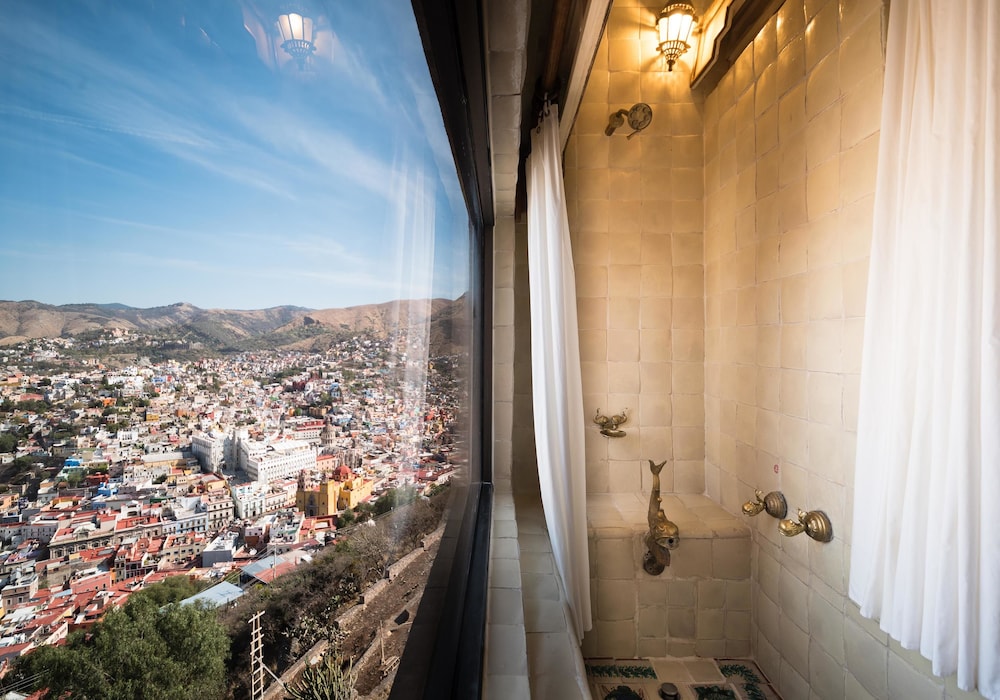 Mision Grand Casa Colorada 41/50