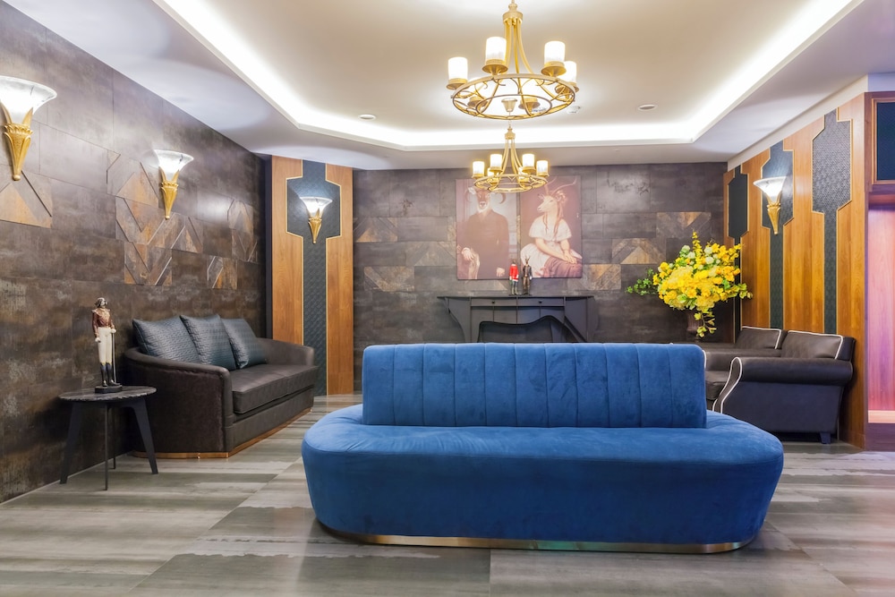 Saint Art Hotel 2/30