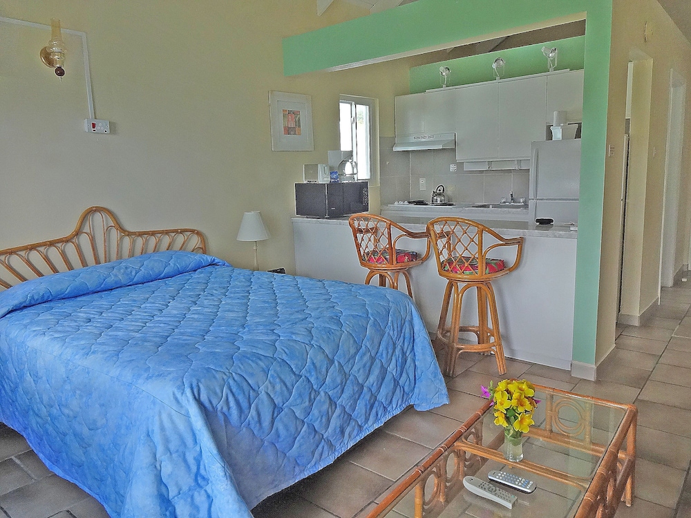 TIMOTHY BEACH RESORT 11/50