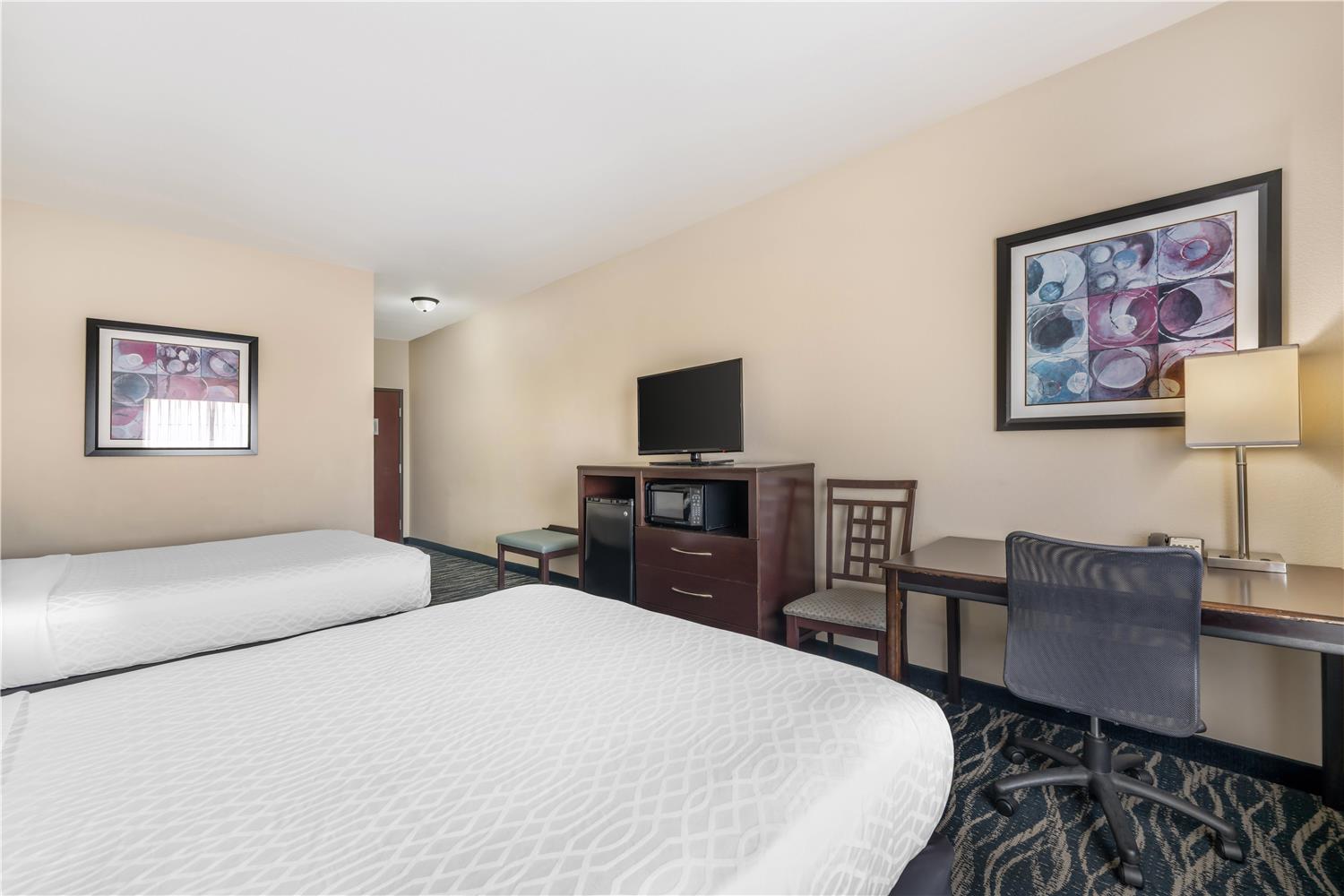 Best Western Plus Eastgate Inn & Suites 10/32