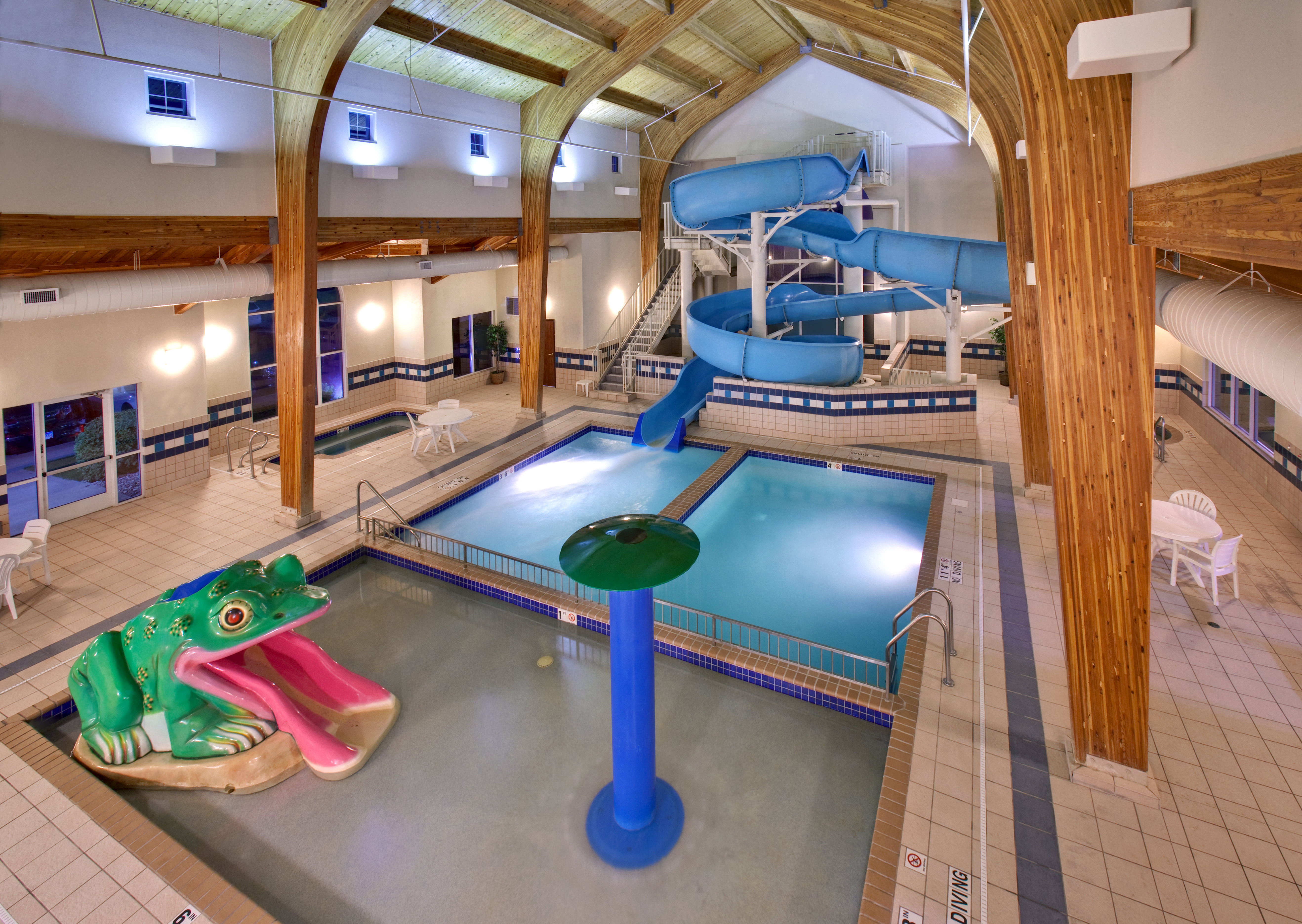 Holiday Inn Express Hotel Suites Aberdeen 36/61